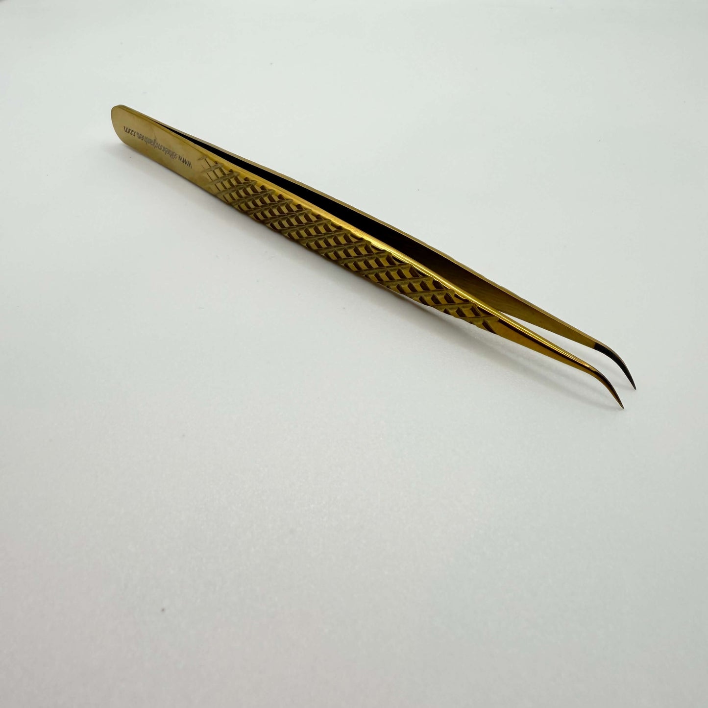 Gold J Curve Isolation Lash Tweezers (12cm) – Precision Grip