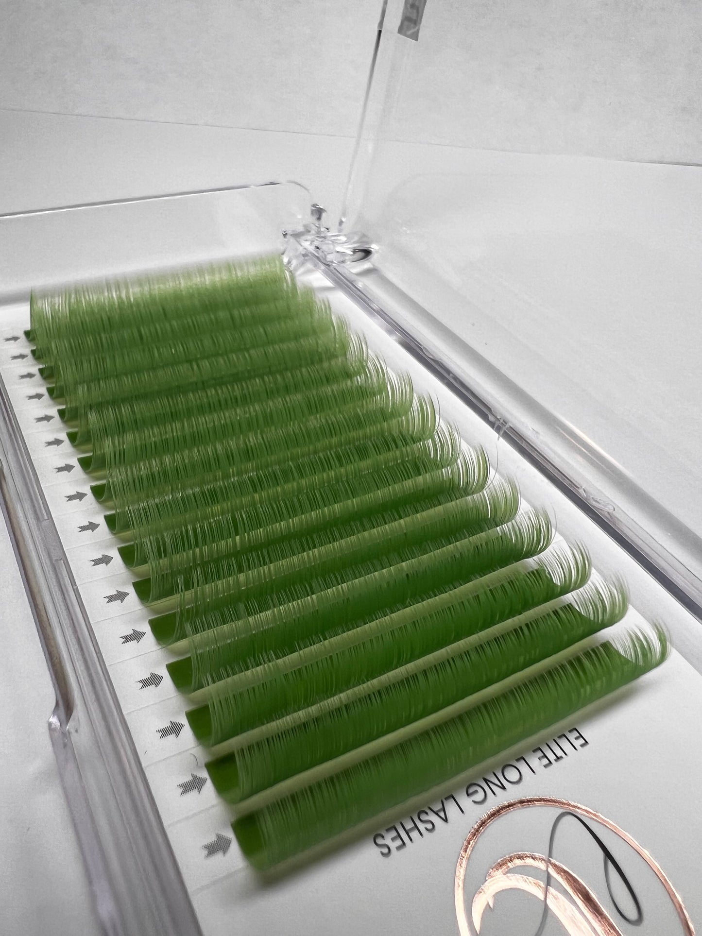 Matte Mink Lime Green Eyelash Extensions 0.07 Trays